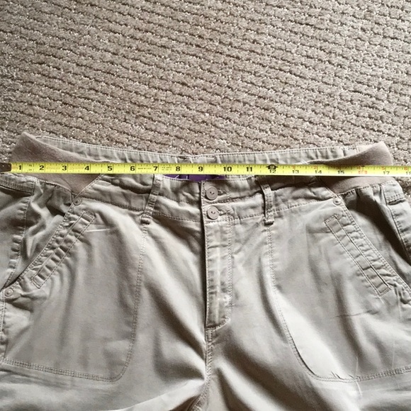 Shorts - Picture 6 of 6